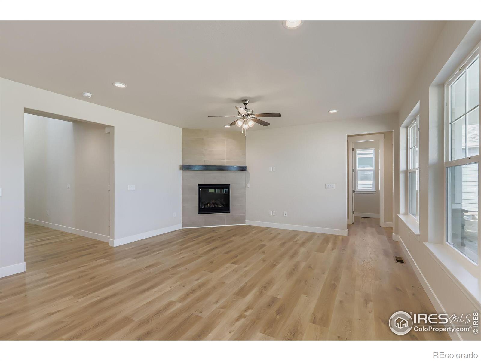 5841 Aspenglow Street