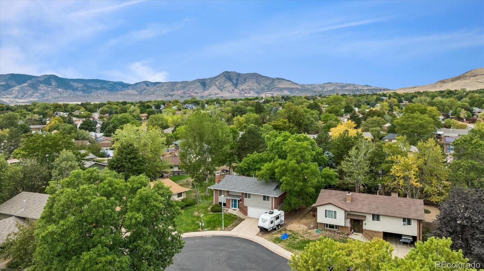 2239 S Alkire Court