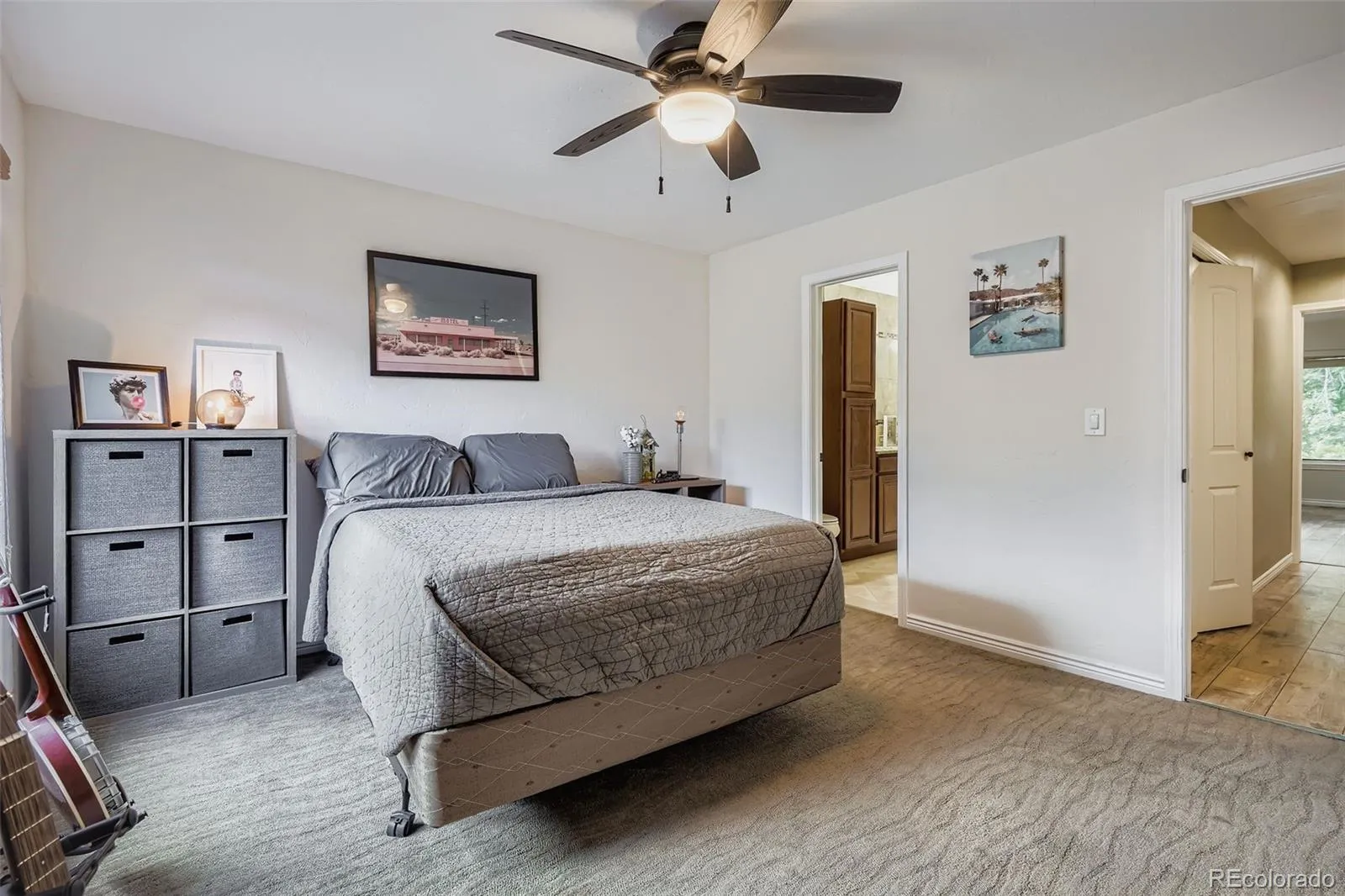 Lakewood, Colorado 80228, United States, 3 Bedrooms Bedrooms, ,2 BathroomsBathrooms,Residential,Active,201955