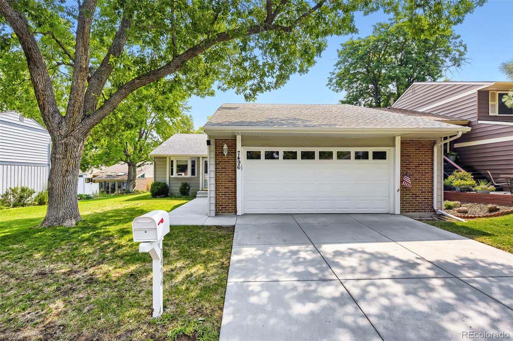 Photo of 7496 W Cedar Circle, Lakewood, CO 80226 (MLS # 6447494)