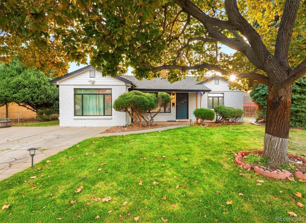 Photo of 1630 Quay Street, Lakewood, CO 80214 (MLS # 3632007)