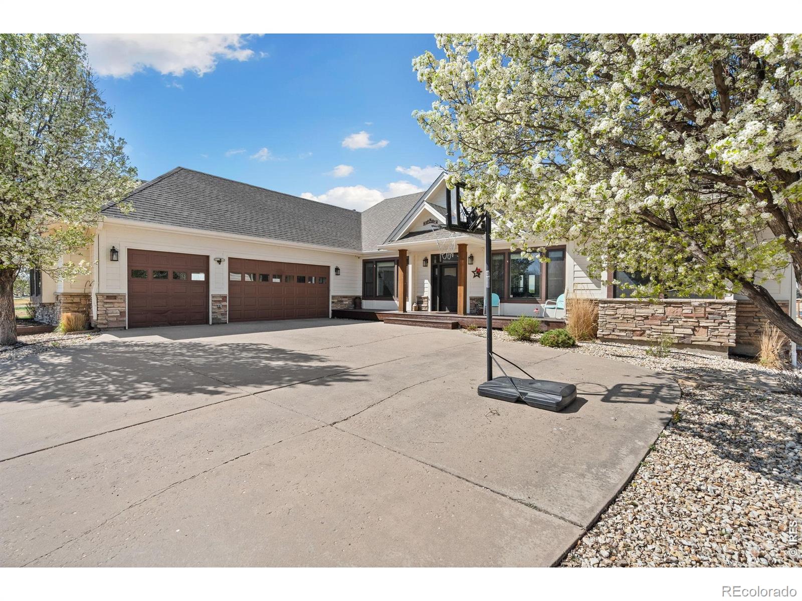 37121 Soaring Eagle Circle