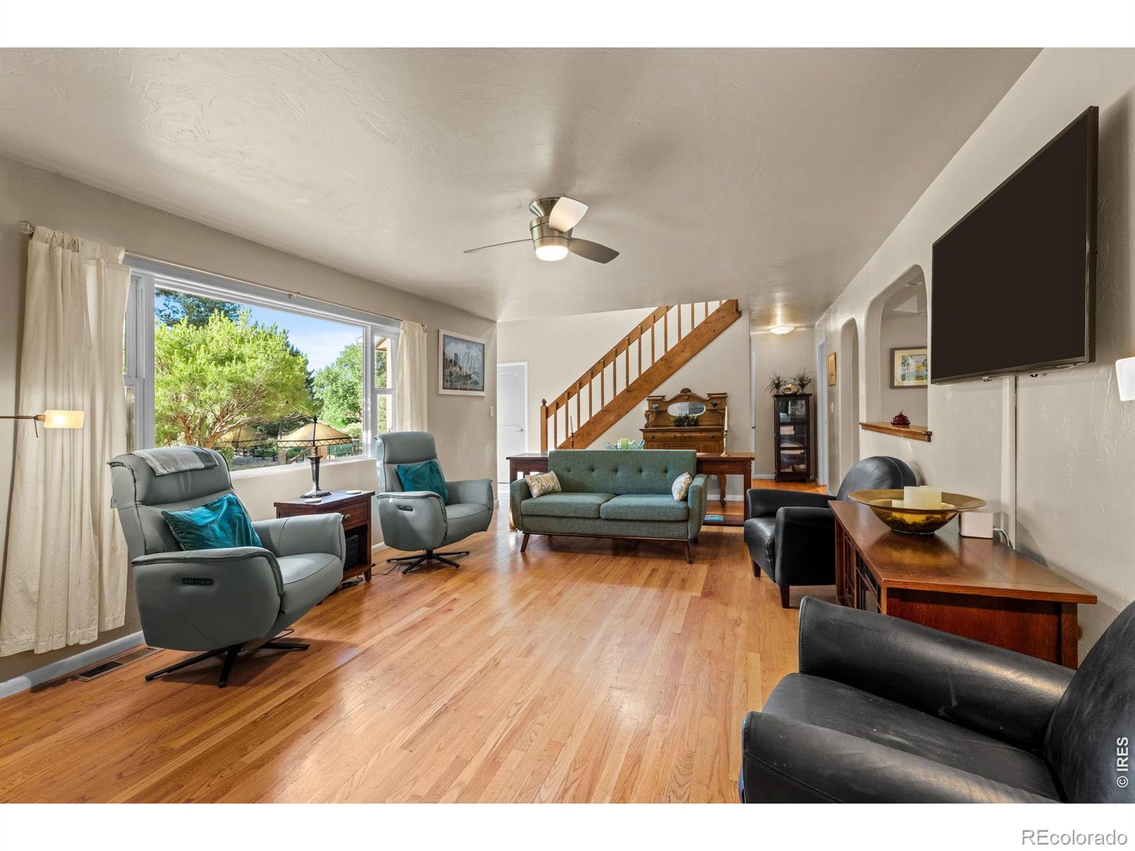 6644 Bird Cliff Way
