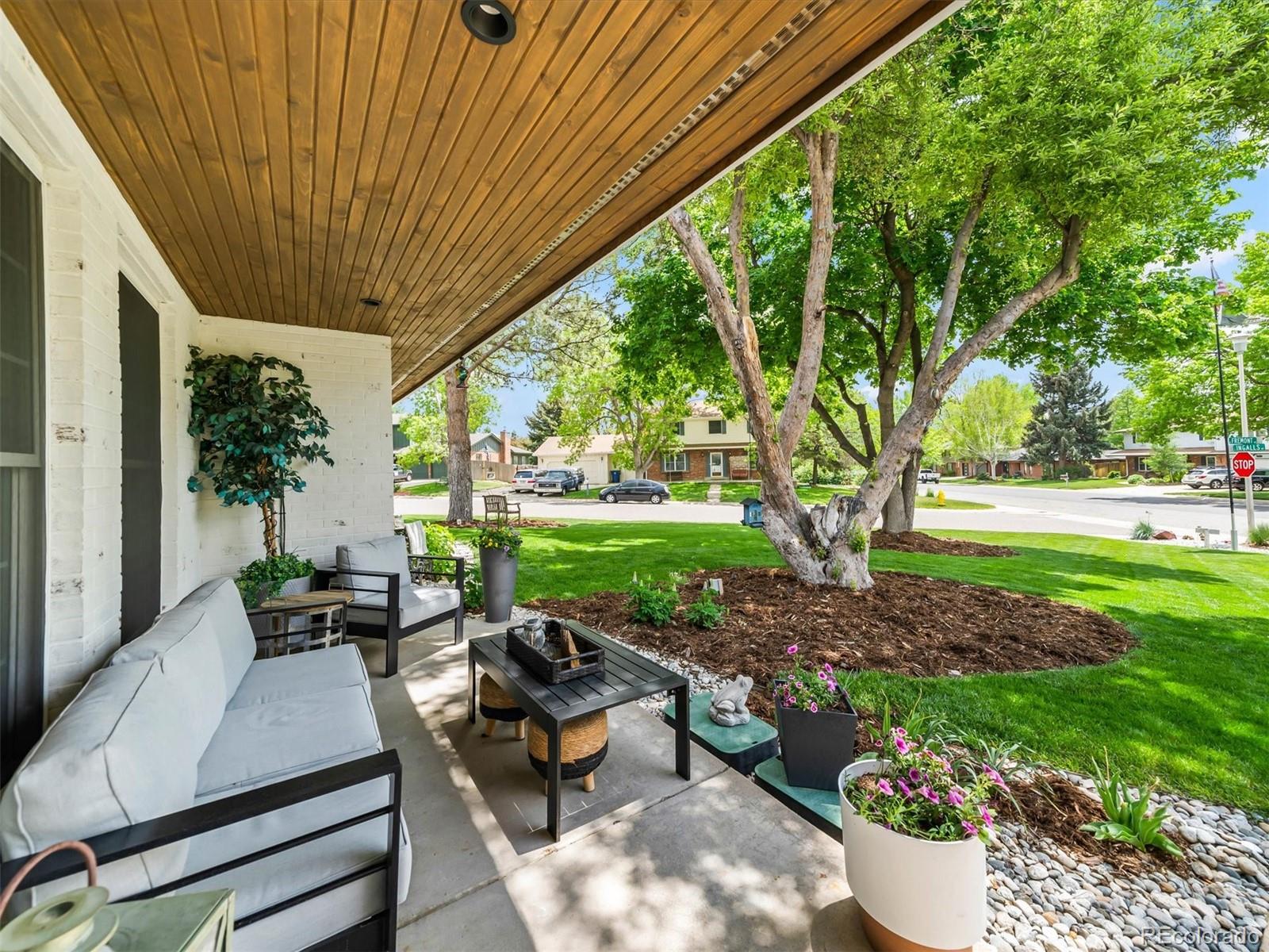 6111 W Fremont Drive