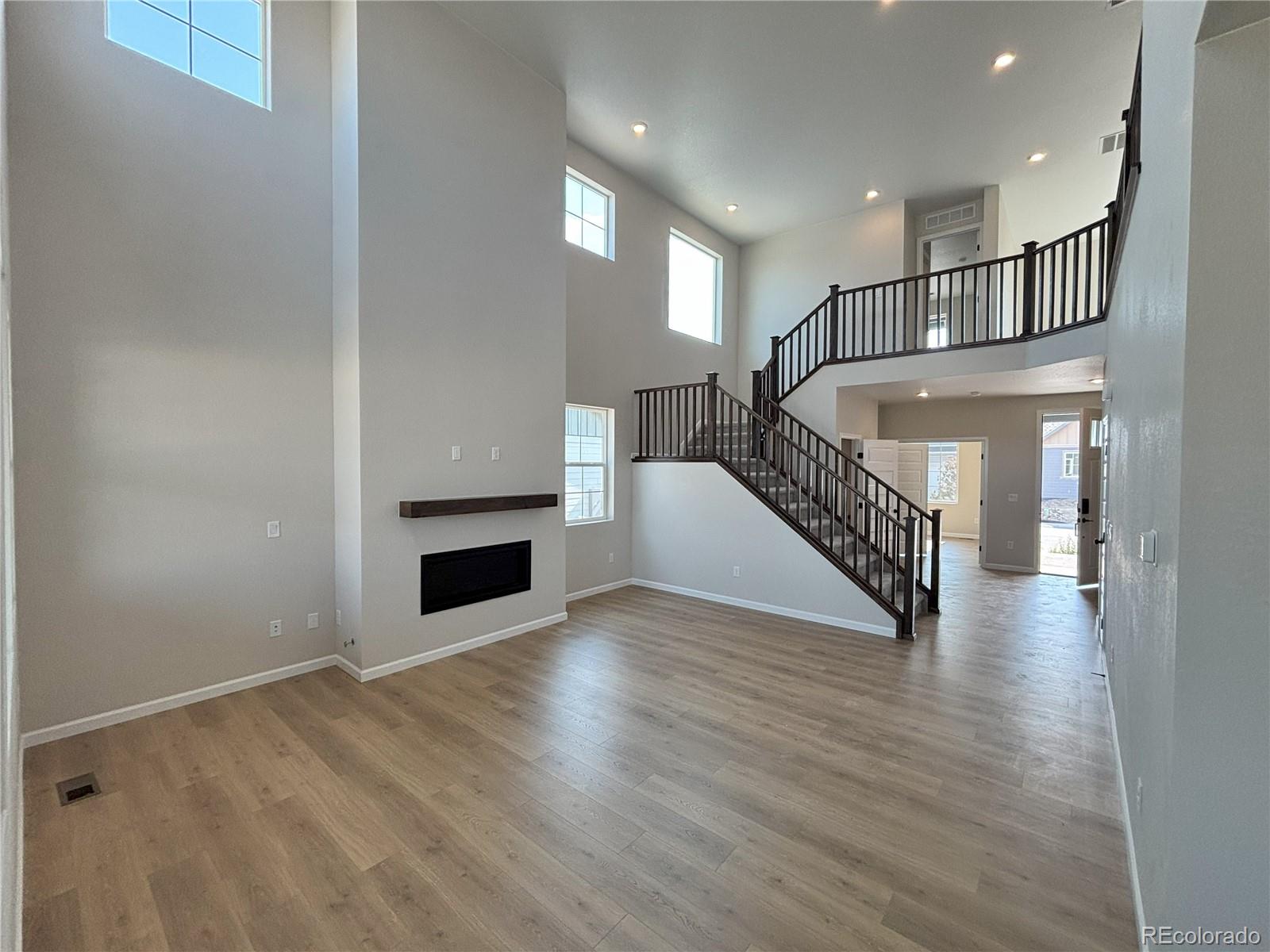 4334 Ridgewalk Point