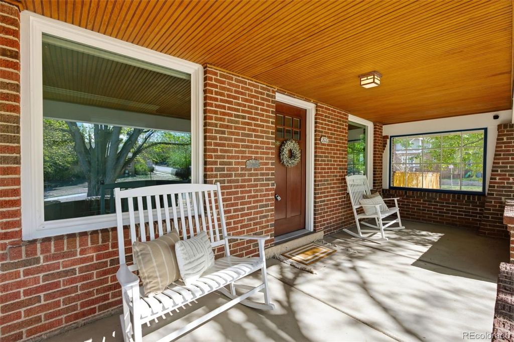 Photo of 800 Monroe Street, Denver, CO 80206 (MLS # 6046563)