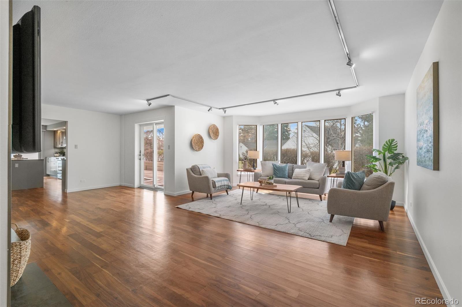 4605 S Yosemite Street C-105