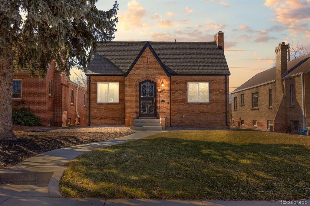 Photo of 1467 Clermont Street, Denver, CO 80220 (MLS # 5825298)
