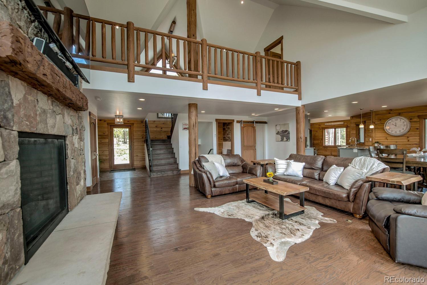 157 Barton Way