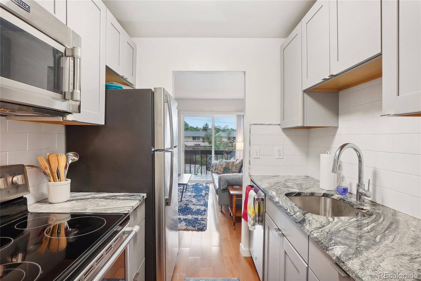 350 Arapahoe Avenue 20