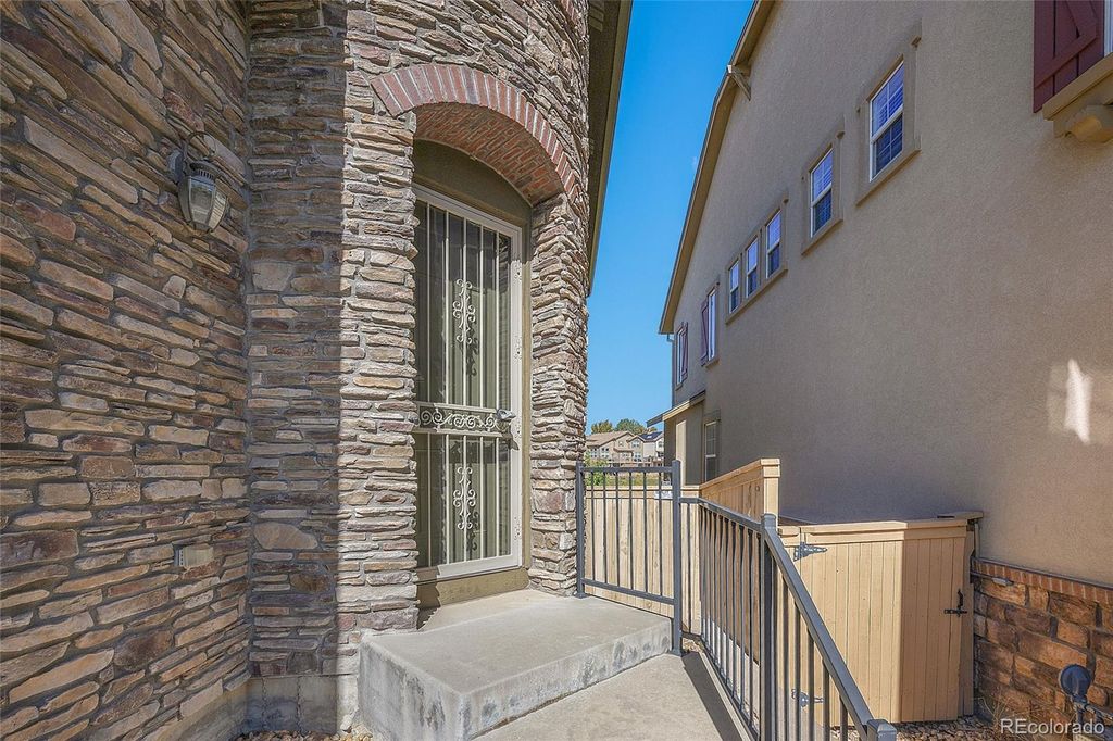 Photo of 10896 Valleybrook Circle, Highlands Ranch, CO 80130 (MLS # 3482301)