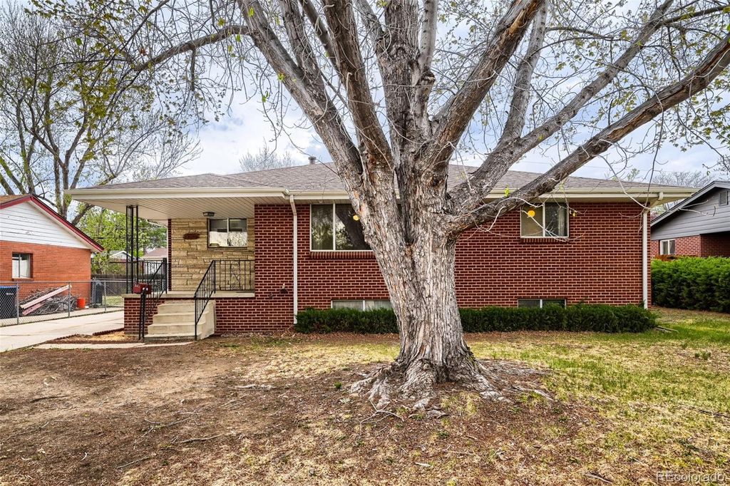 Photo of 6561 Marshall Street, Arvada, CO 80003 (MLS # 2819753)