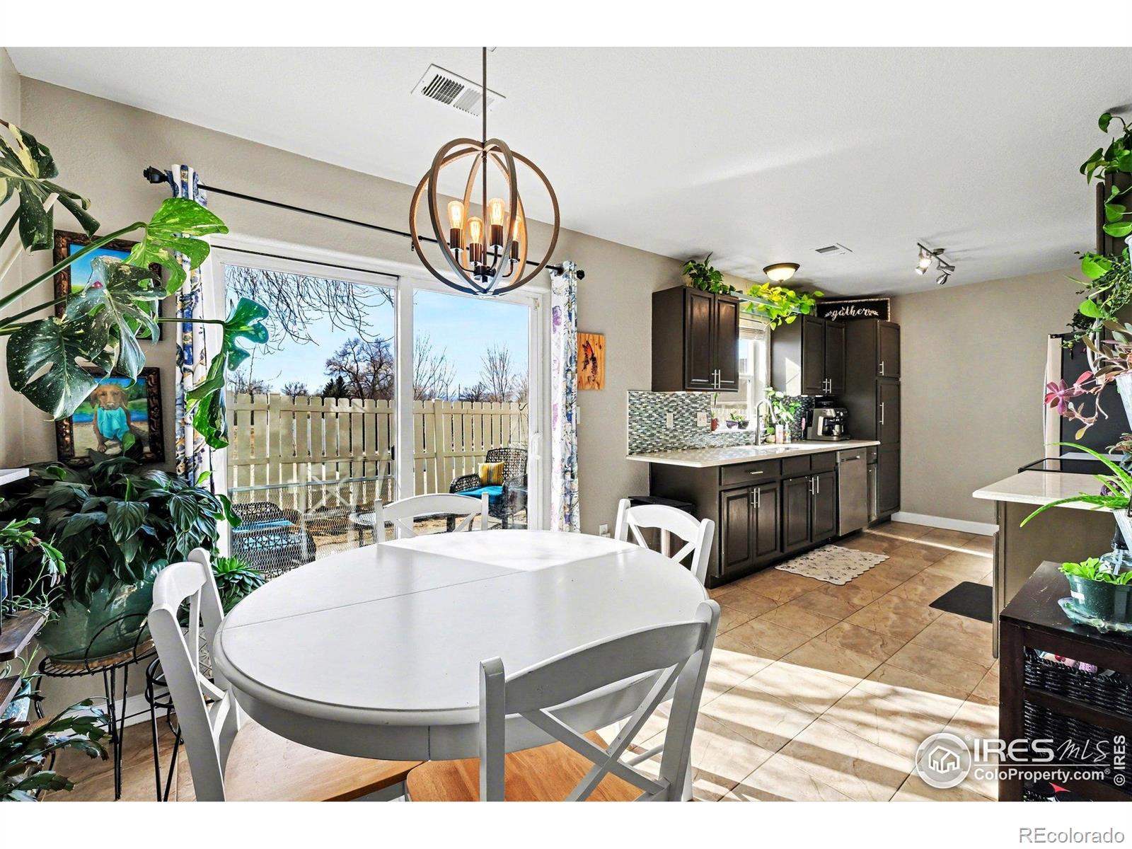 802 Waterglen Drive O64