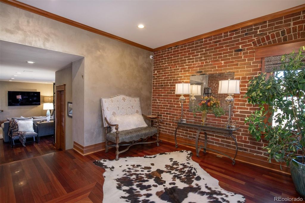 Photo of 501 S Pearl Street, Denver, CO 80209 (MLS # 2752049)