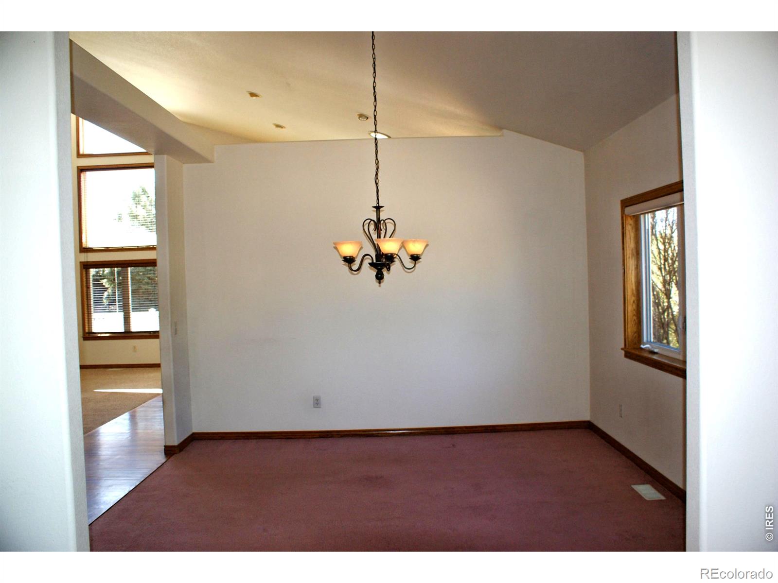 6576 Saddleback Avenue