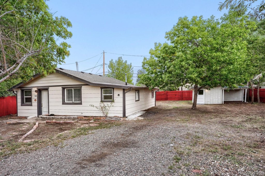 Photo of 808 S Jay Court, Denver, CO 80219 (MLS # 1596501)