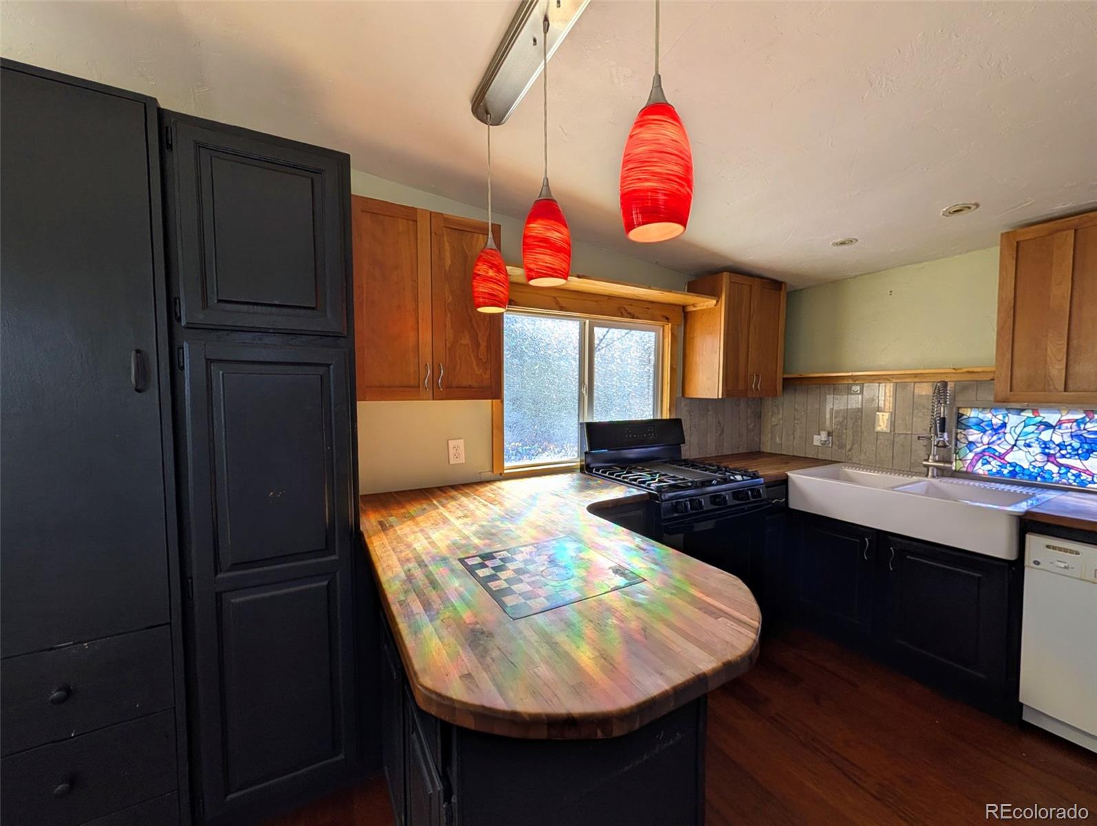 847 Airport Road