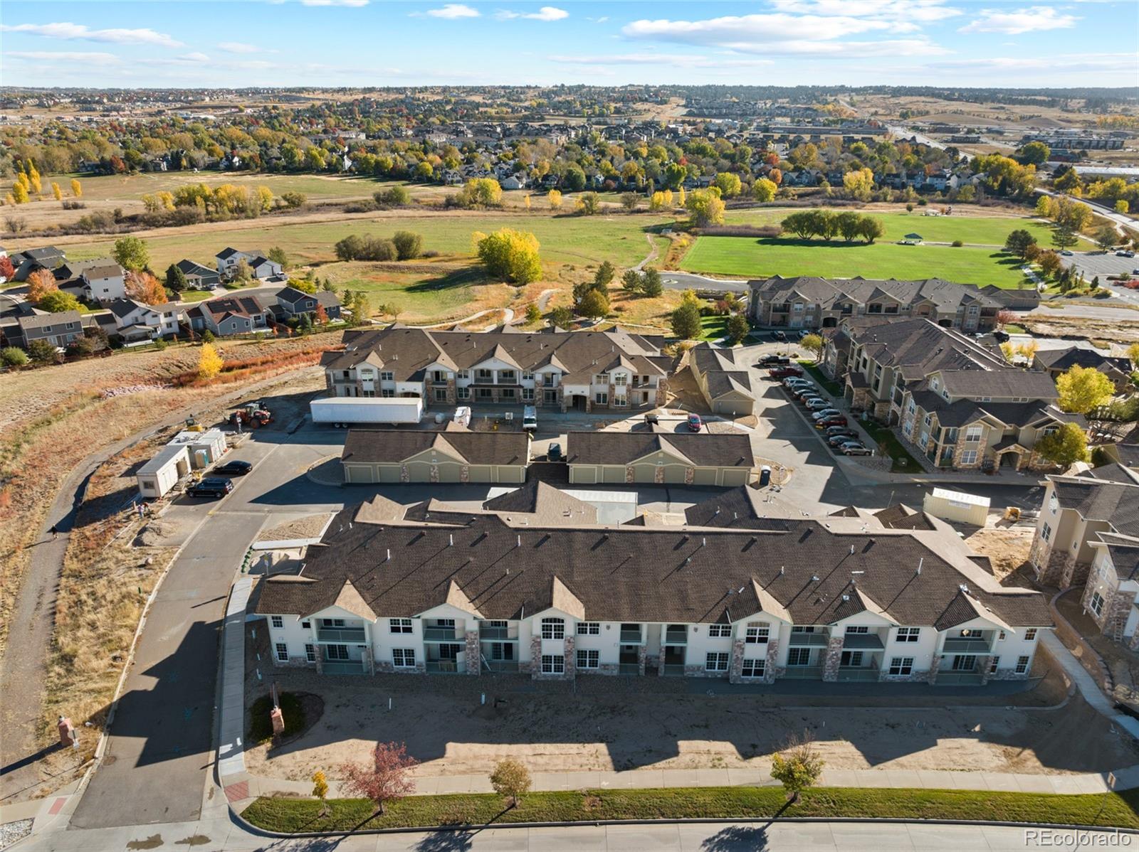 18633 Stroh Road 2-206, Parker, CO, 80134 3 18633 Stroh Road 2-206