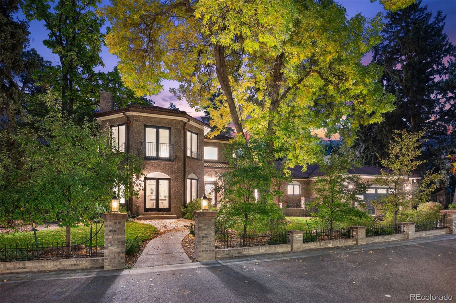 2111 E Alameda Avenue