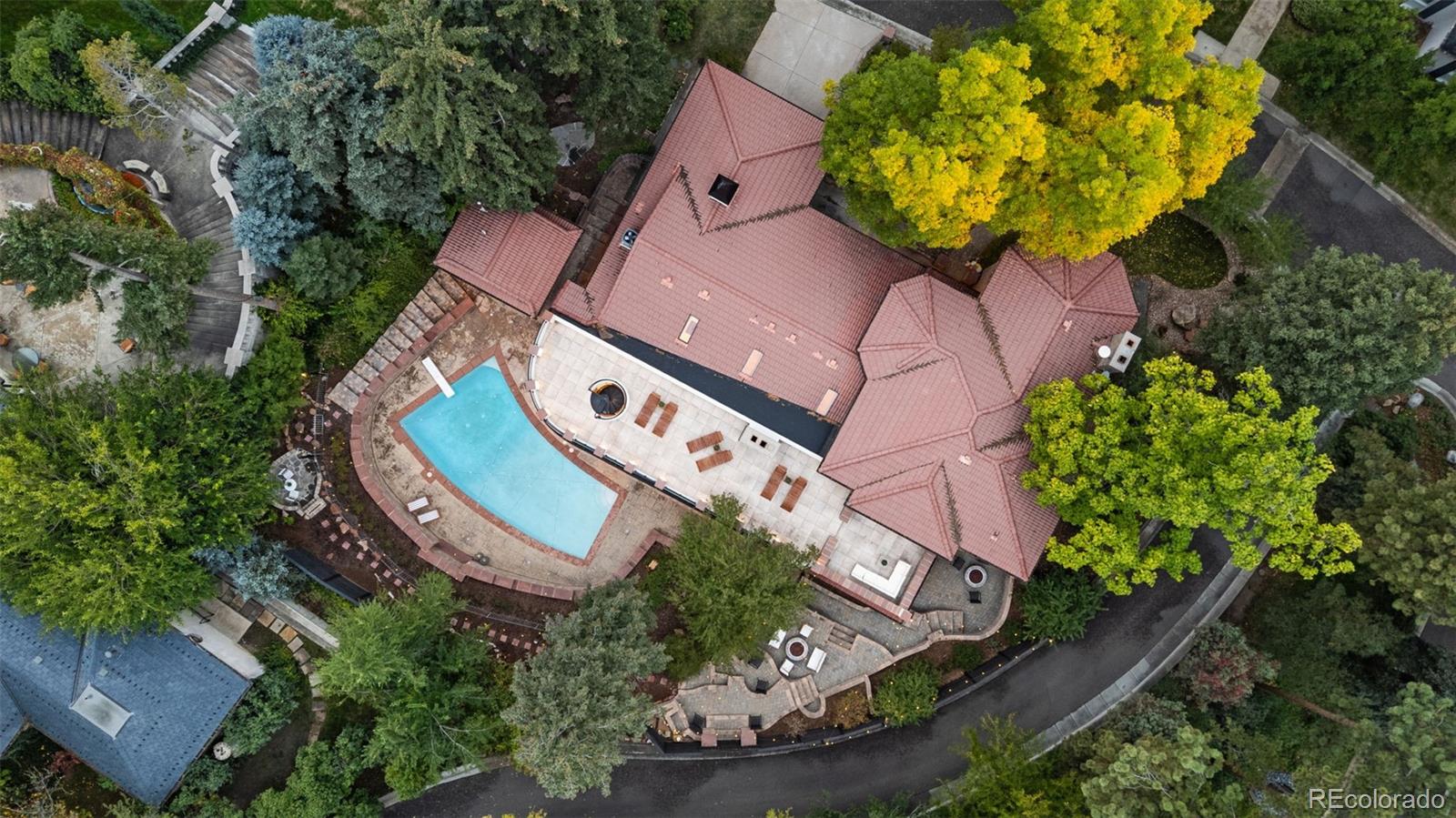 2111 E Alameda Avenue