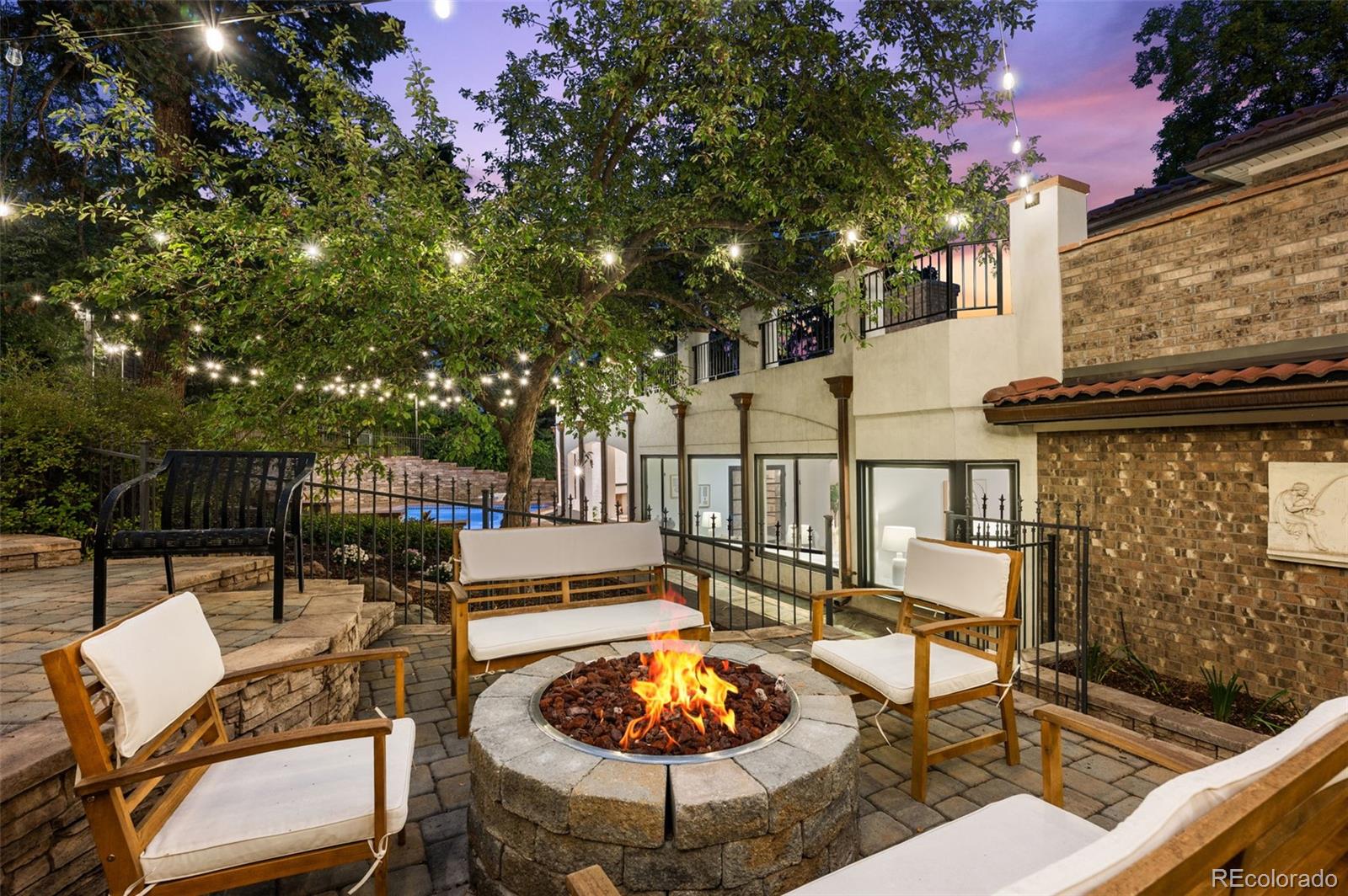 2111 E Alameda Avenue