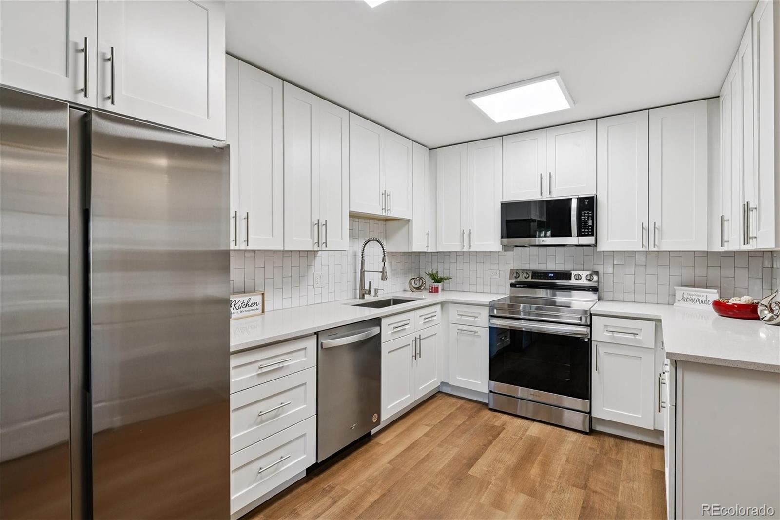 580 S Clinton Street 10D