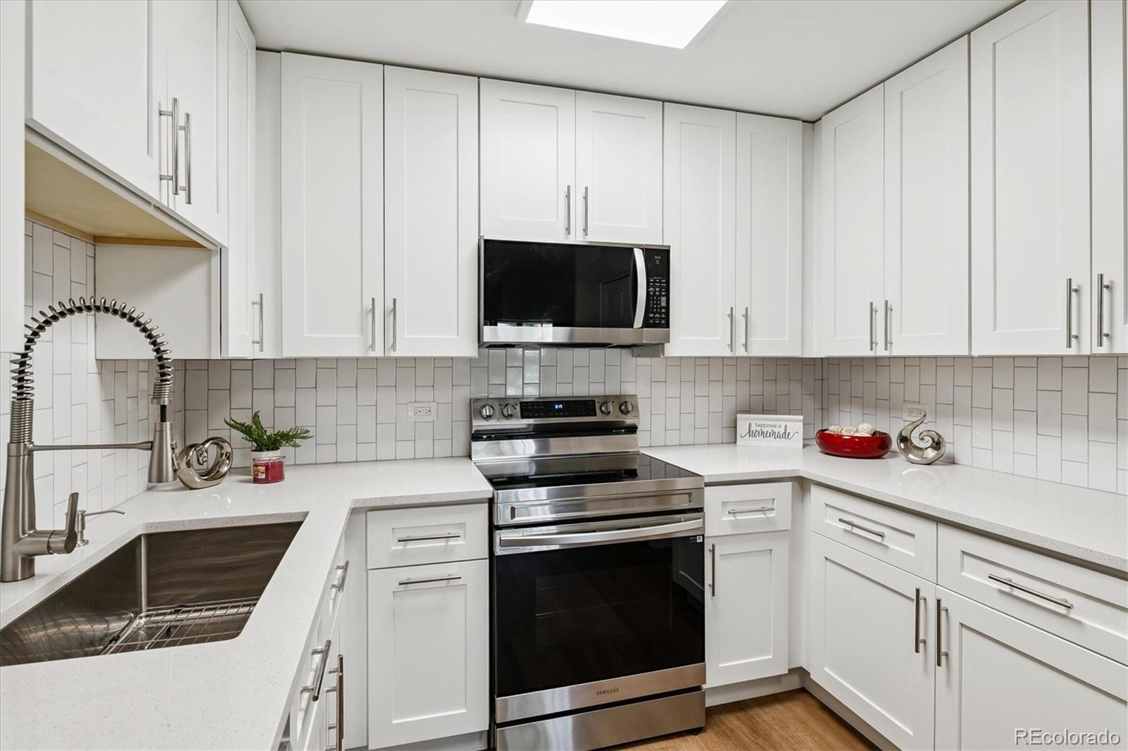 580 S Clinton Street 10D