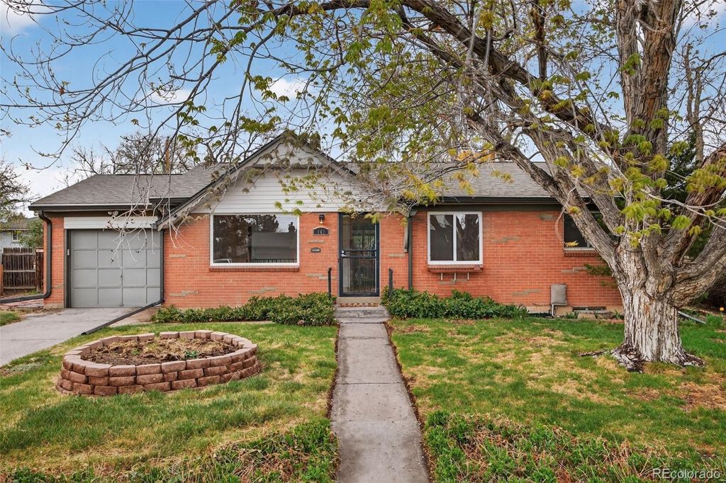 Photo of 141 S Reed Street, Lakewood, CO 80226 (MLS # 2391644)