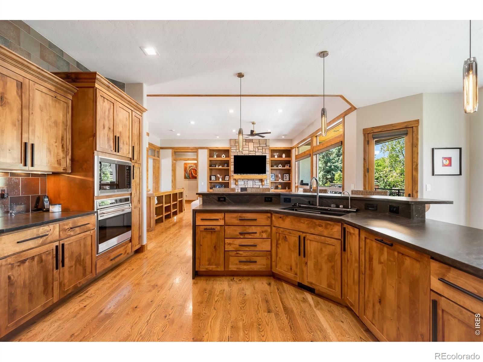 5415 Moonlight Way