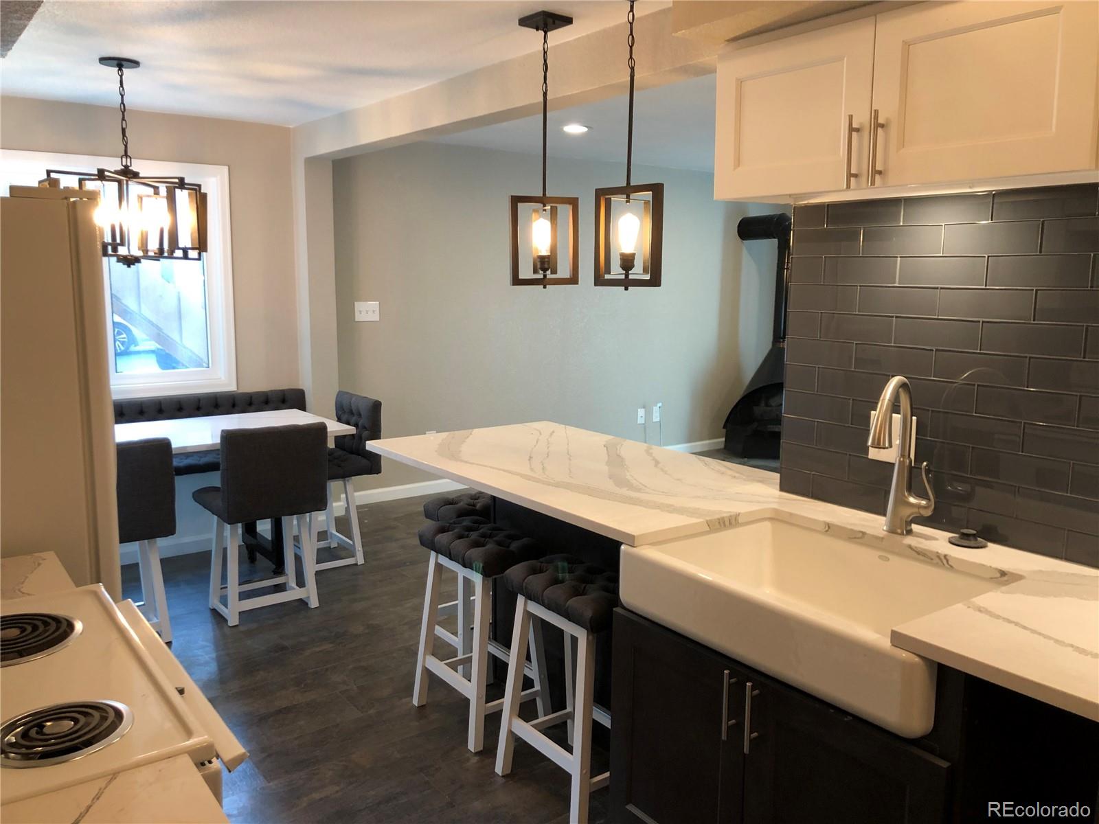 1301 W 112th C