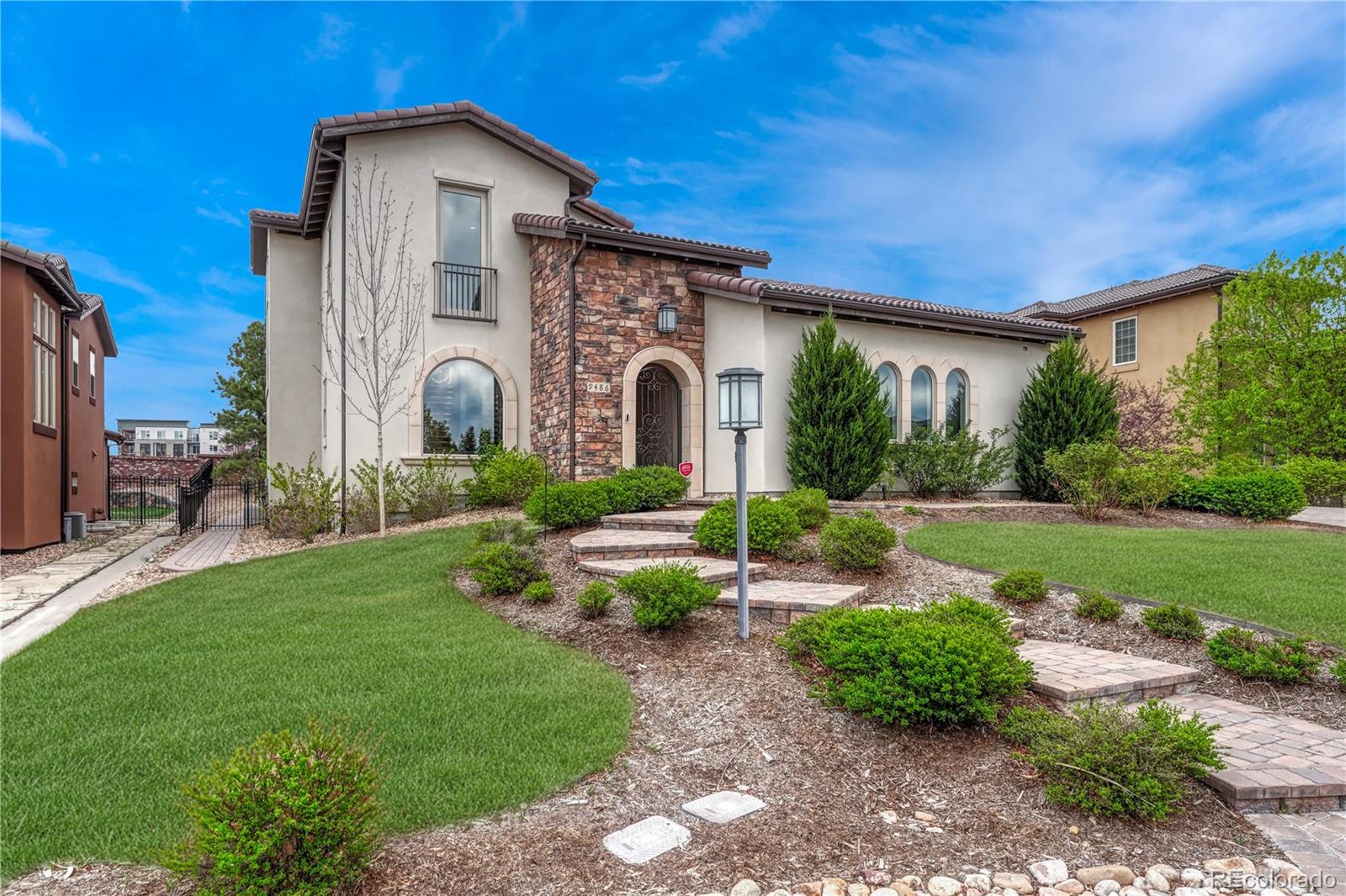 9486 E Winding Hill Avenue