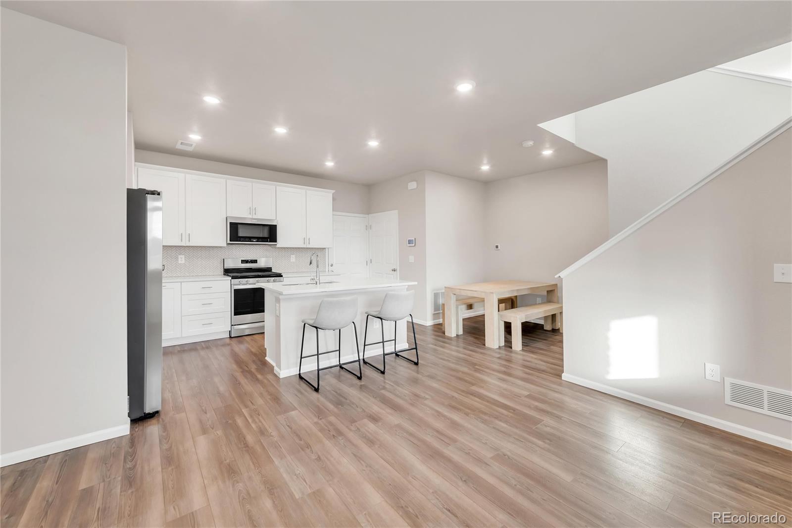 11424 W Belleview Drive