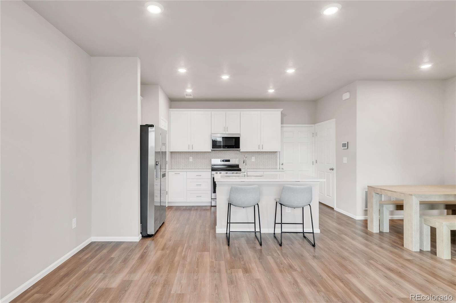 11424 W Belleview Drive