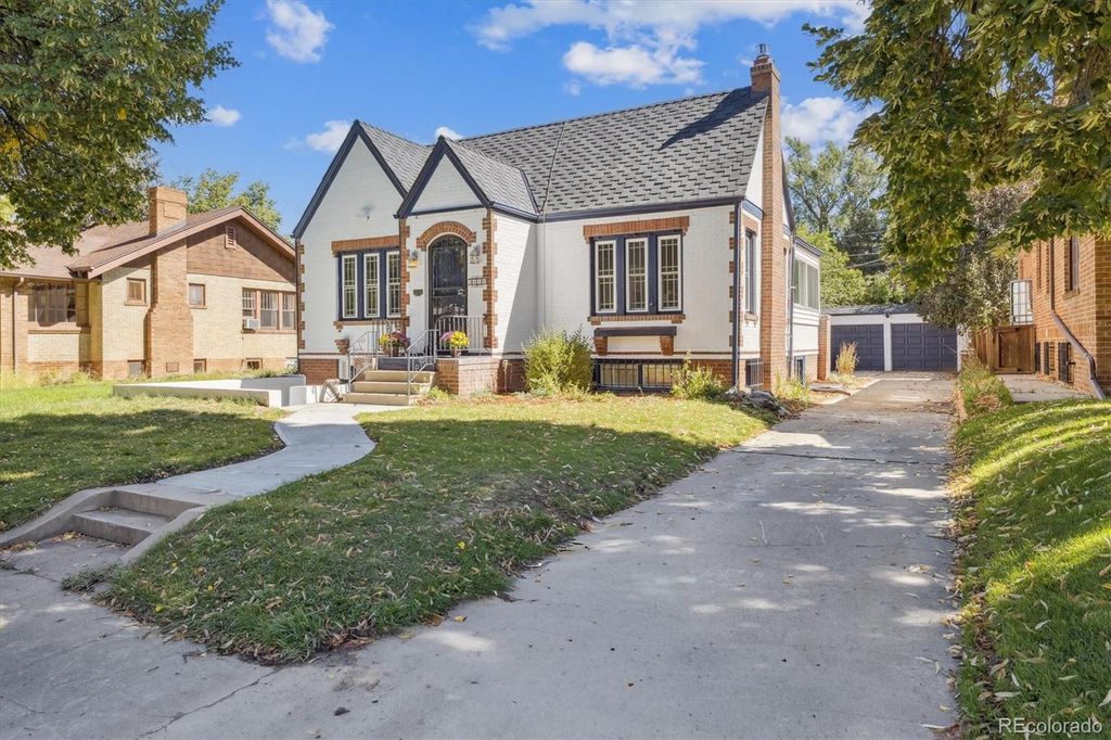 Photo of 1936 Ivanhoe Street, Denver, CO 80220 (MLS # 5744396)