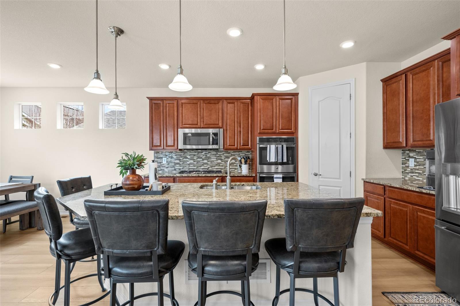 2414 Leafdale Circle