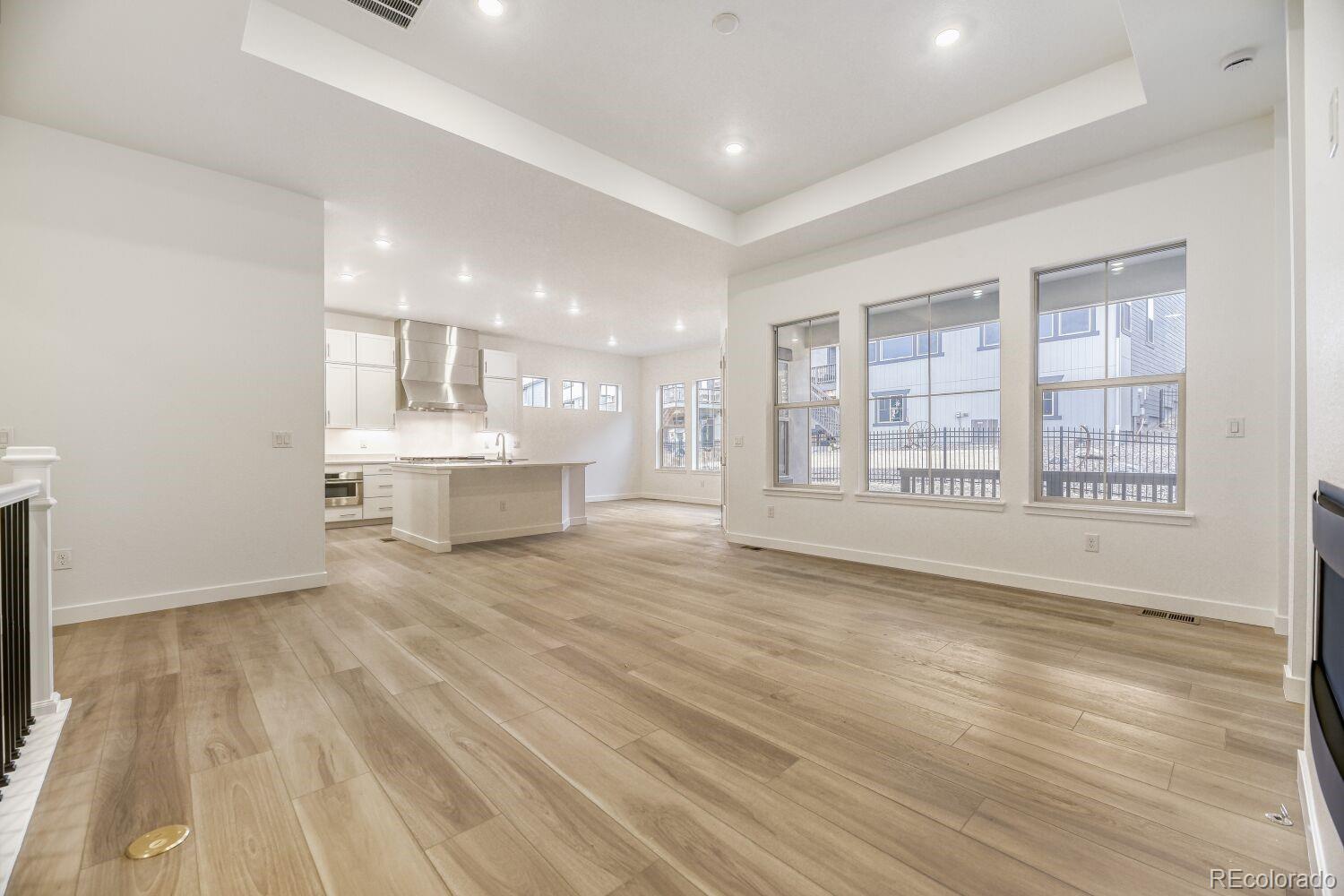 15443 W Dequesne Avenue