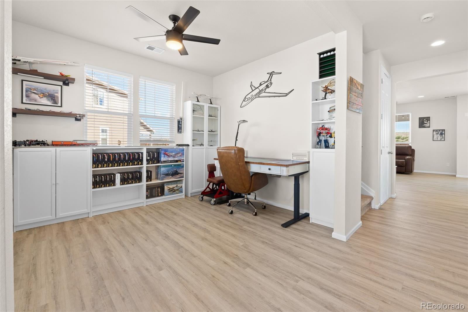 919 Goodrich Peak Street