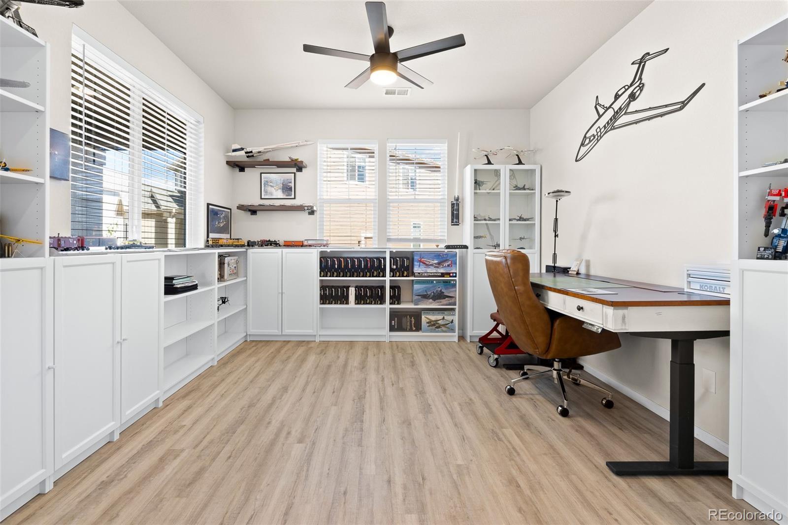 919 Goodrich Peak Street