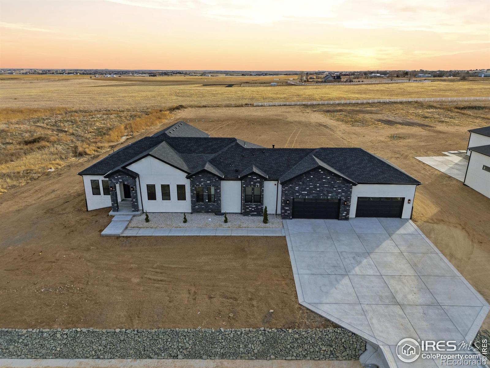 29980 E 161st Avenue