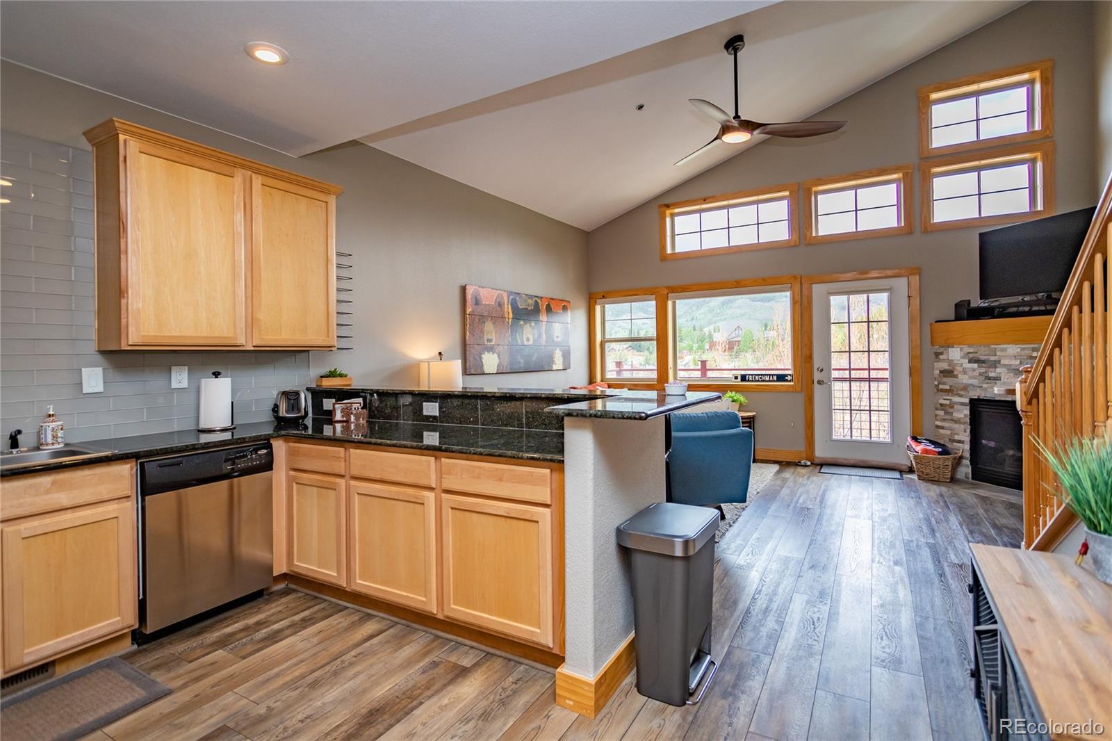 135 Main Street 211