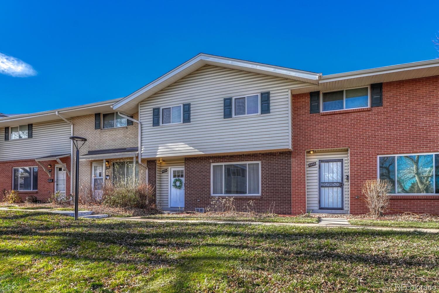 9004 E Mansfield Avenue