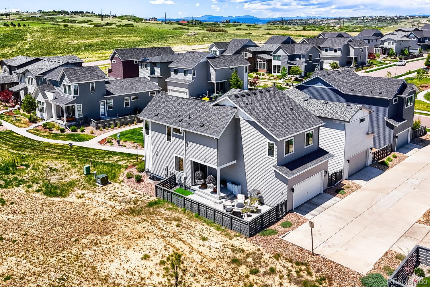 1747 Stable View Drive