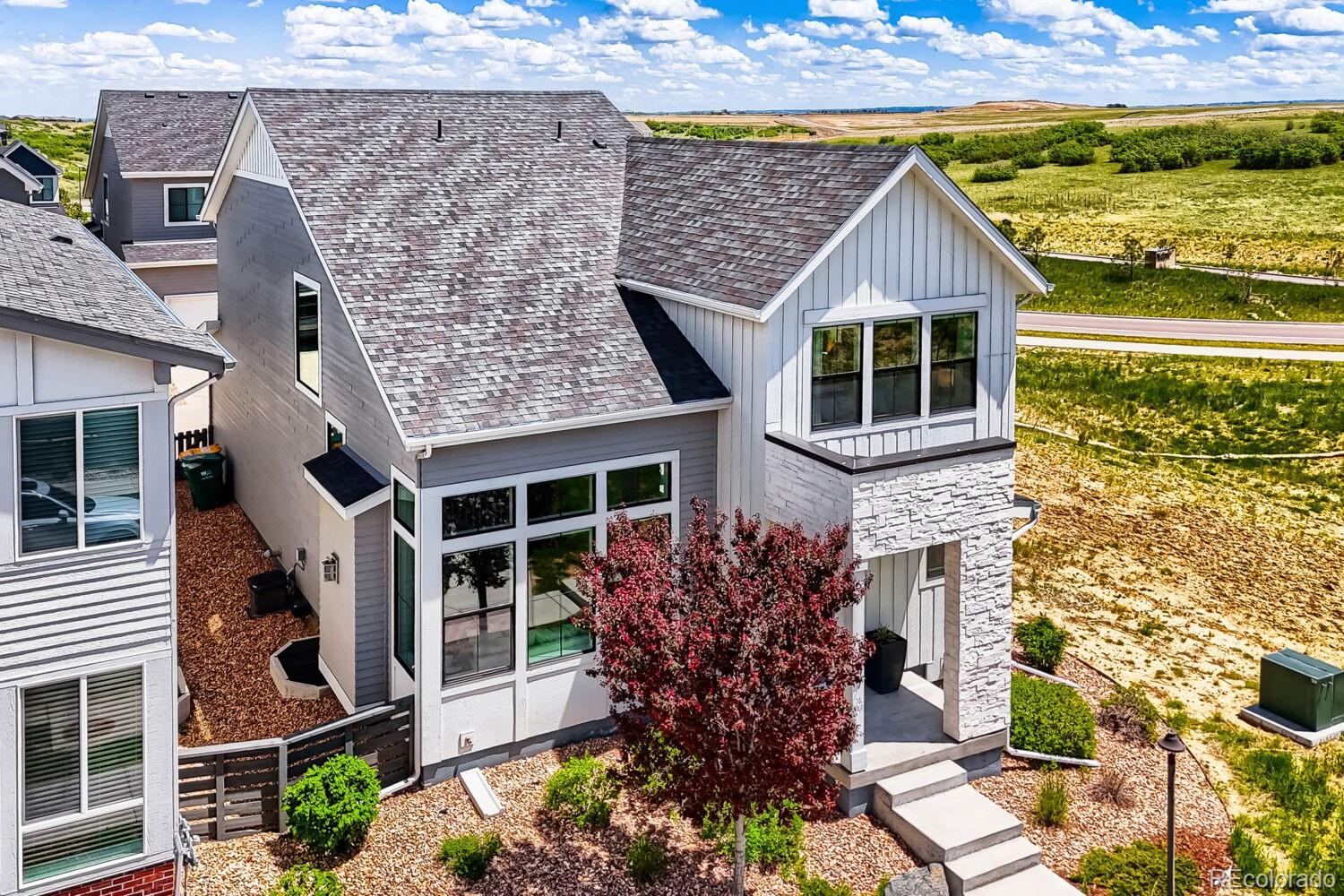 1747 Stable View Drive