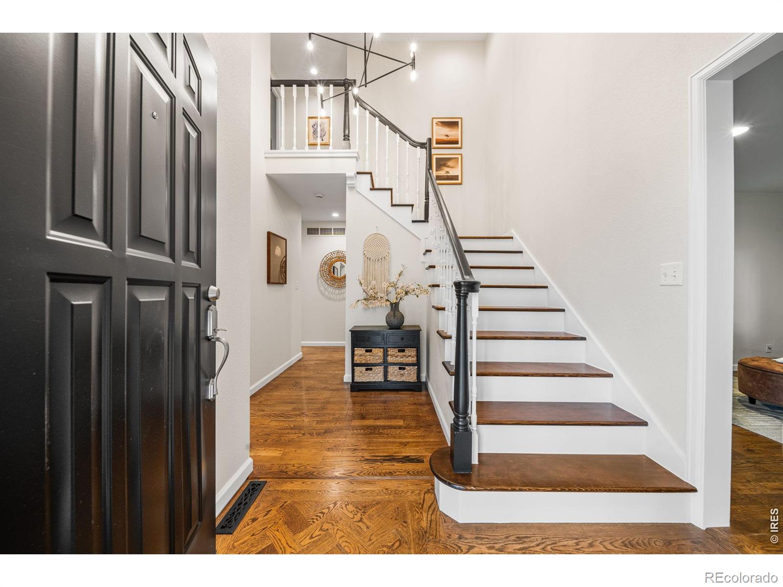 1204 Parkwood Drive
