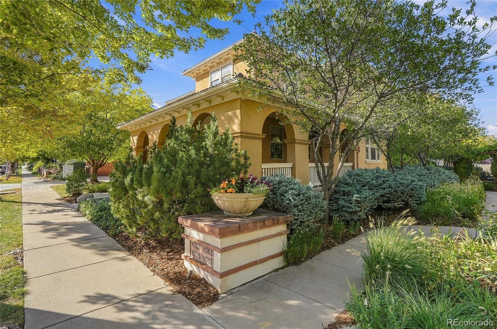 8753 E 29th Place