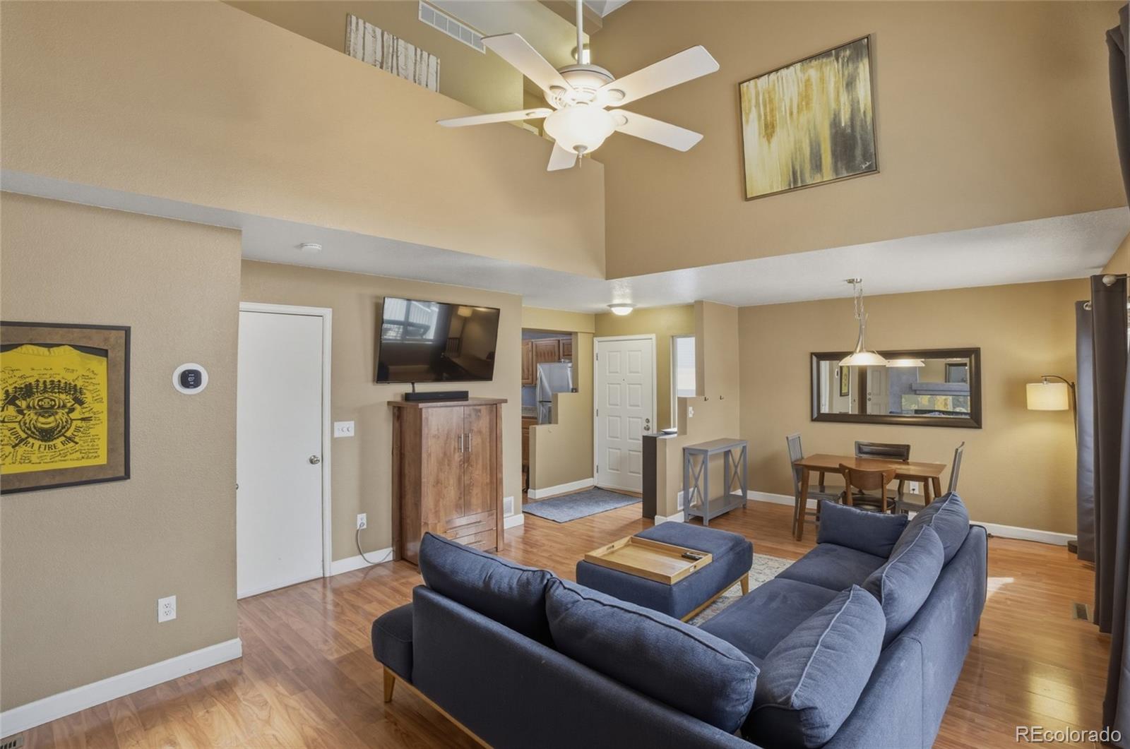 2669 S Deframe Circle