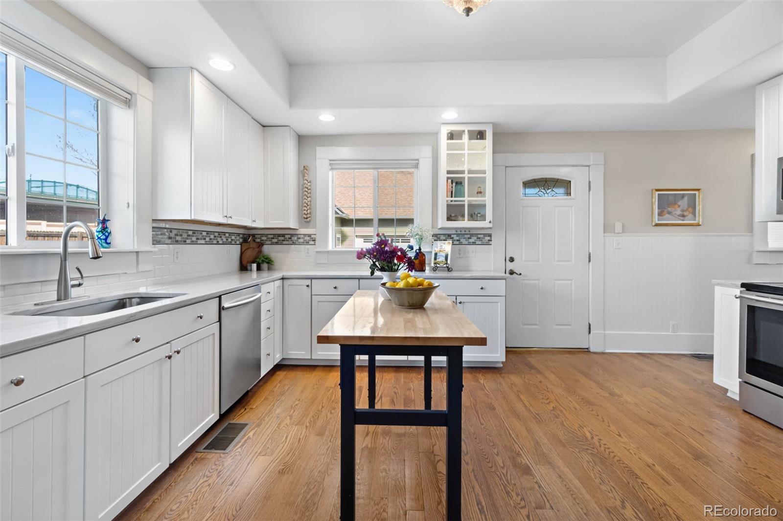 7996 Bradburn Boulevard