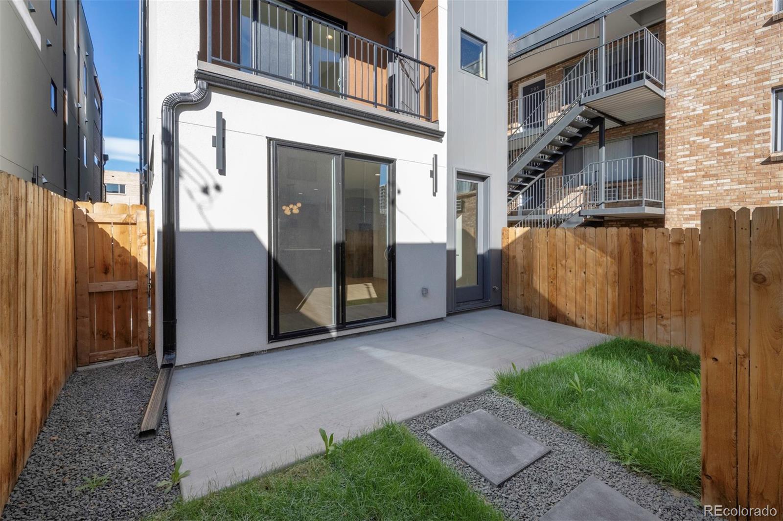 826 N Cherry Street 2