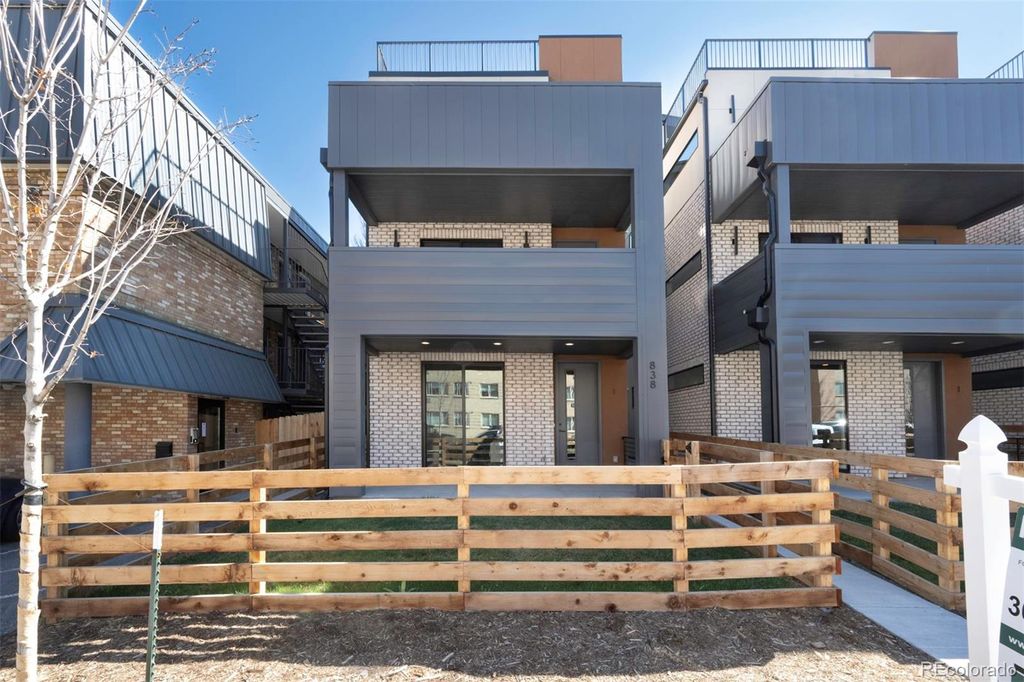 Photo of 826 N Cherry Street #2, Denver, CO 80220 (MLS # 9376916)