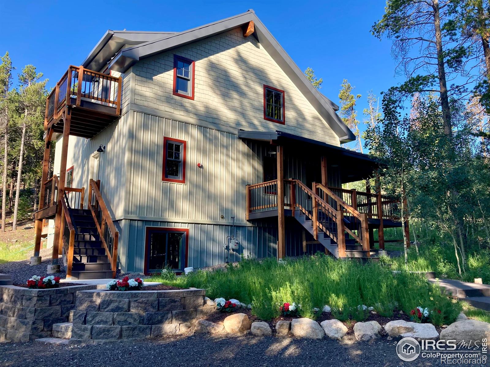 713 Rudi Lane